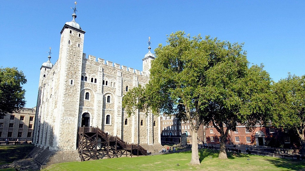 Exclusive Access walking tour: The Tower of London & St. Paul’s Cathedral