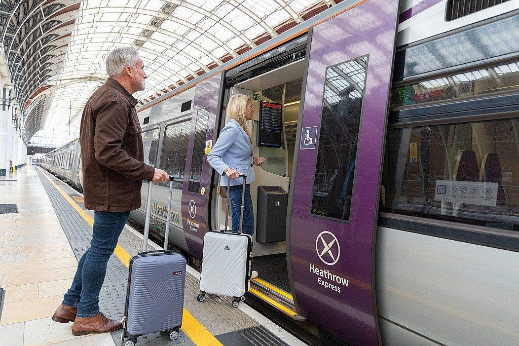 Traslado de aeropuerto fácil con el Heathrow Express - ¡Asegura tus tickets hoy!