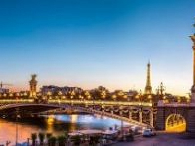 Paris by Rail with Sightseeing Bus and River Cruise - standard class